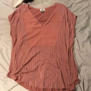 Soft old navy shirt